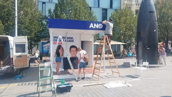 Kopeček: Czechs See Regional Elections As Low Importance, As Reflected In Campaign